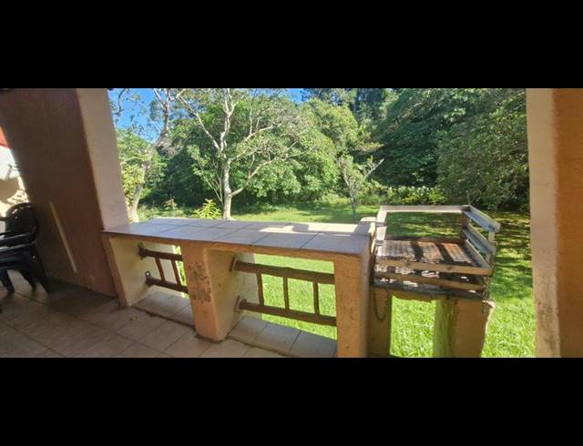 2 BEDROOM APARTMENT FOR SALE IN GLENMORE BEACH